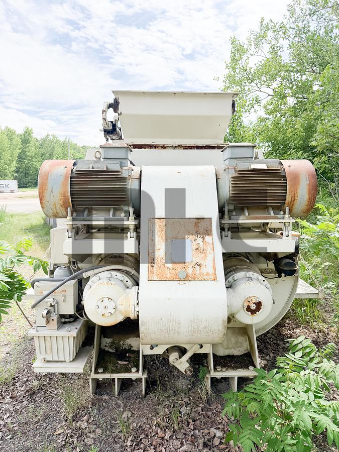 Used 2014 Co-Nele Twin Shaft 2.5 yd Concrete Mixer