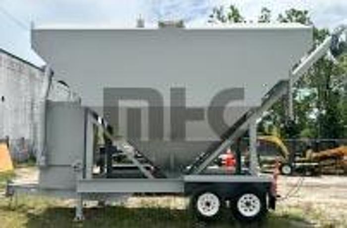 Used Belgrade LP200 Portable Silo - Hydraulic Powered