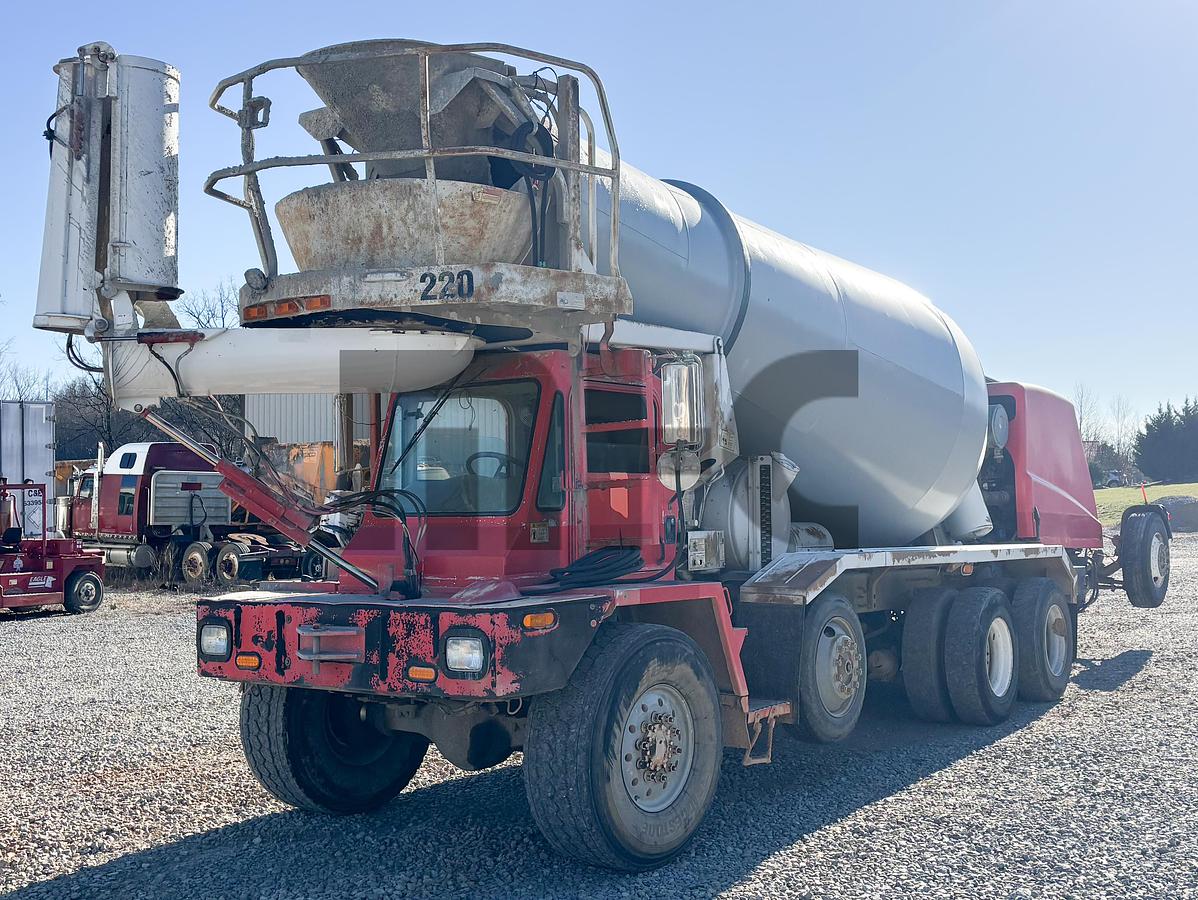 Used 2007 Oshkosh S-2146 10x6 Front Discharge Mixer Truck: