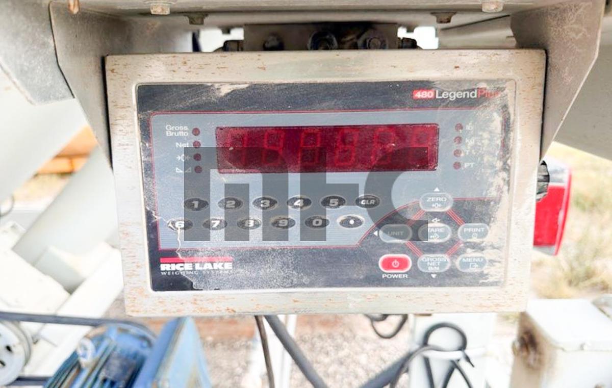 Used Belgrade LP200 Portable Cement Silo with Rice Lake Batching System