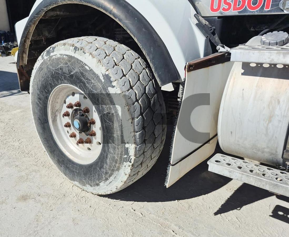 Used Kenworth/HIab Knuckle Boom Crane Truck