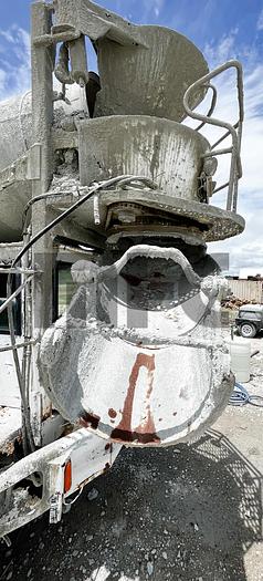 Used 2005 Terex/Advance Front Discharge Mixer Truck