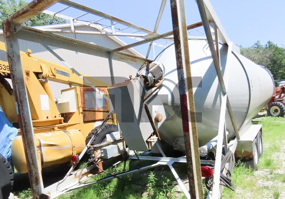 Used Belgrade 350 Barrel Round Portable (RP) Cement Silo