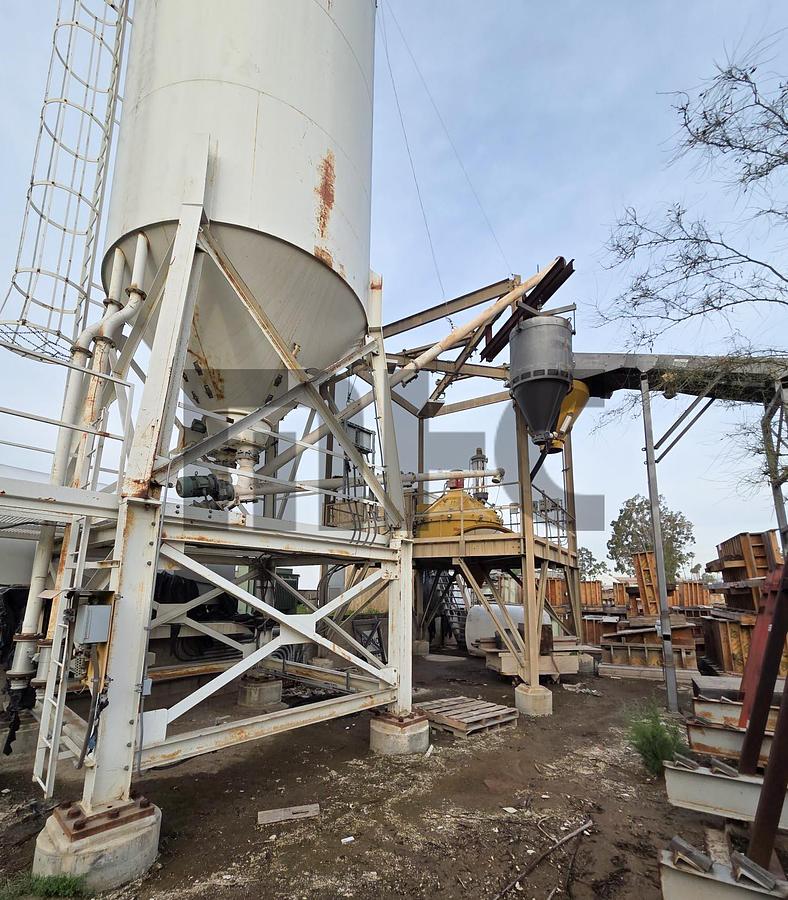 Used 2005 Turmac 4 Compartment Precast Concrete Batch Plant w/Haarup Mixer