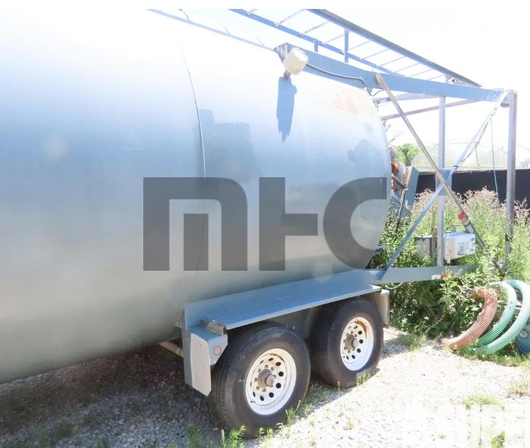 Used Belgrade 350 Barrel Round Portable (RP) Cement Silo