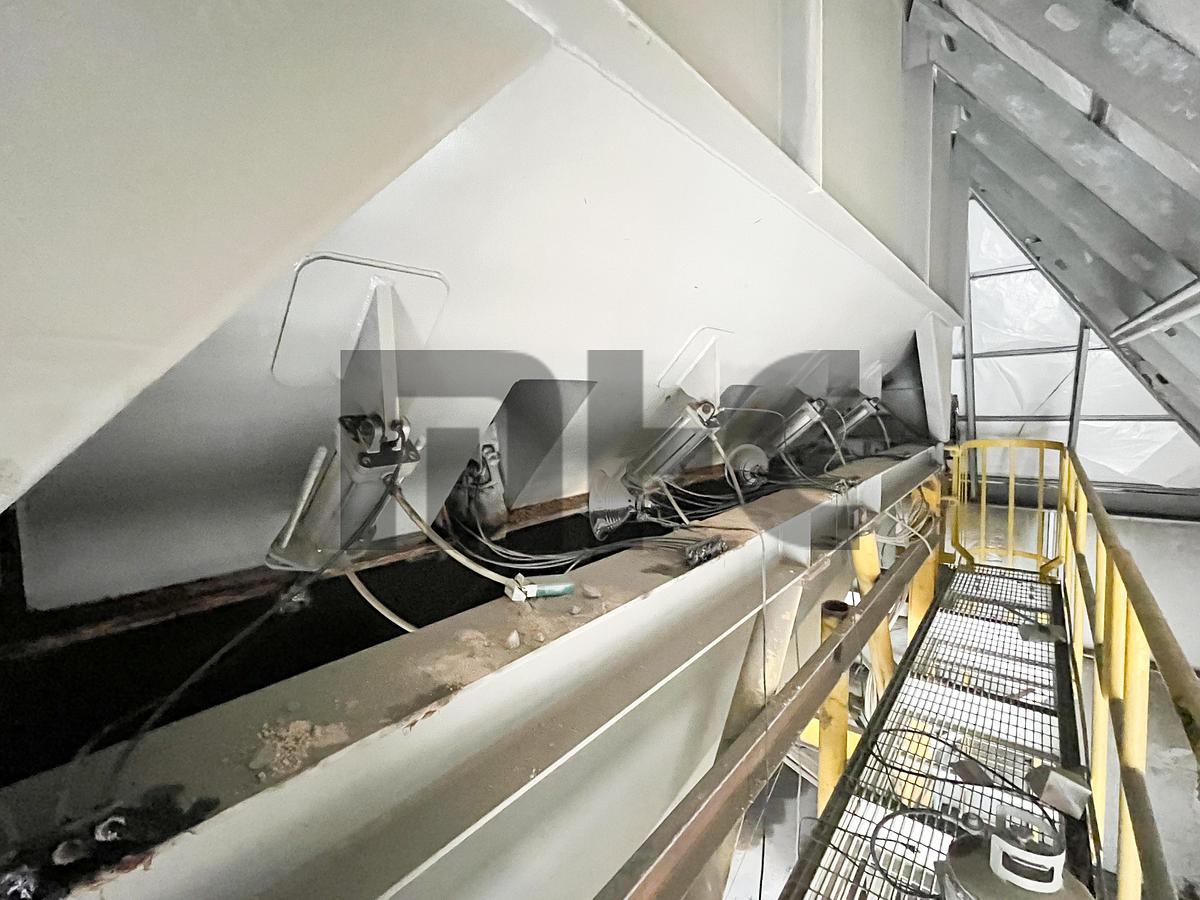 Used Besser 12 Yard Concrete Batch Plant