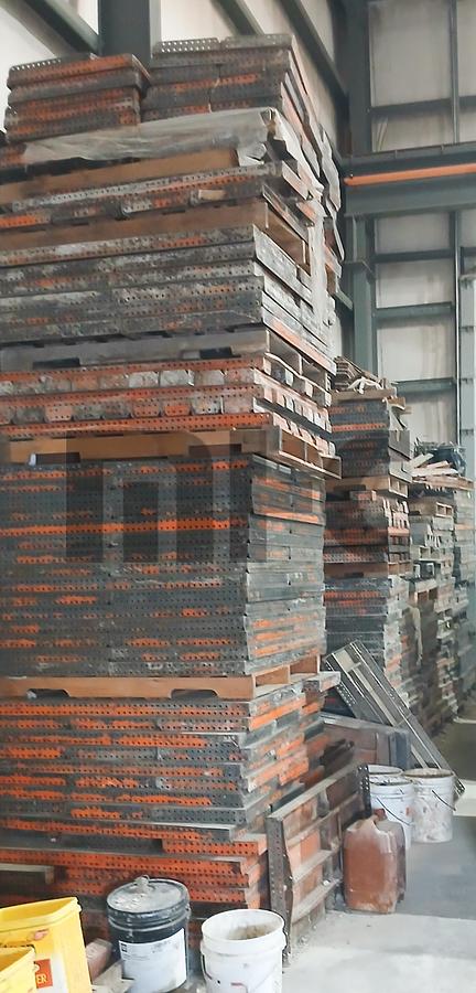 Used EFCO Modular Precast Concrete Box Culvert Form System