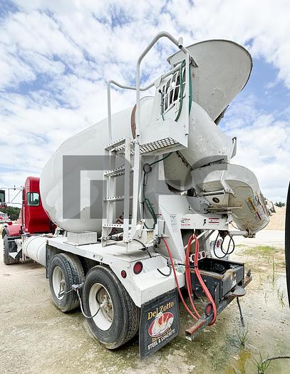 Used 1997 Kenworth T800 Rear Discharge Concrete Mixer Truck