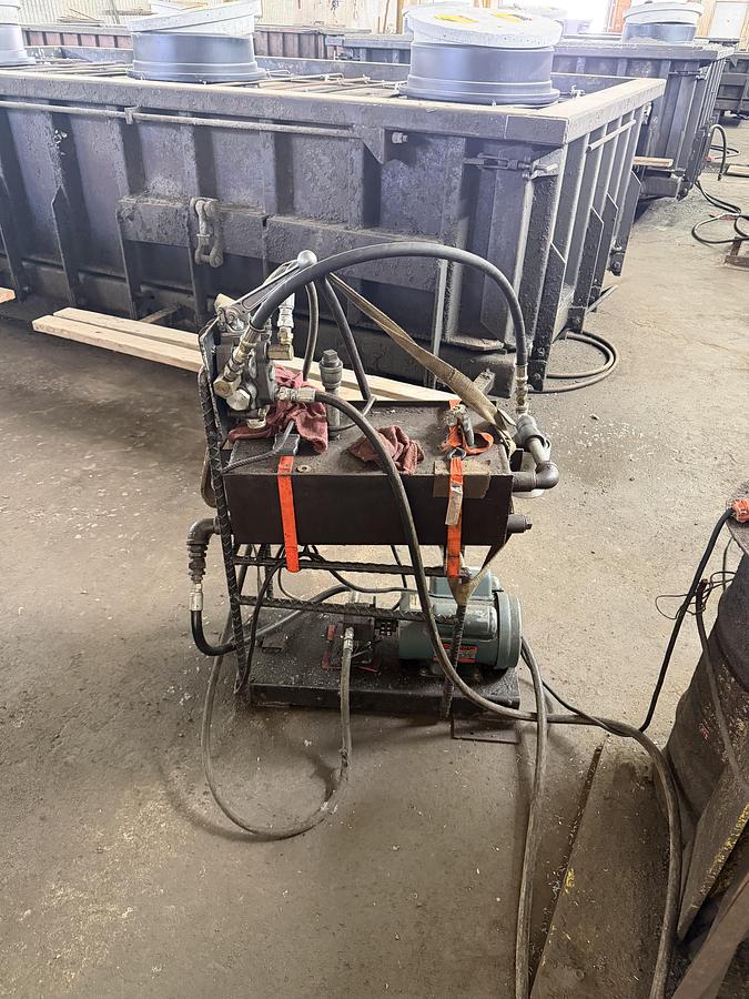 Used Various Precast Concrete Septic Tank Forms (2500 gal, 1600 gal, 1500 gal, & 1000 gal)