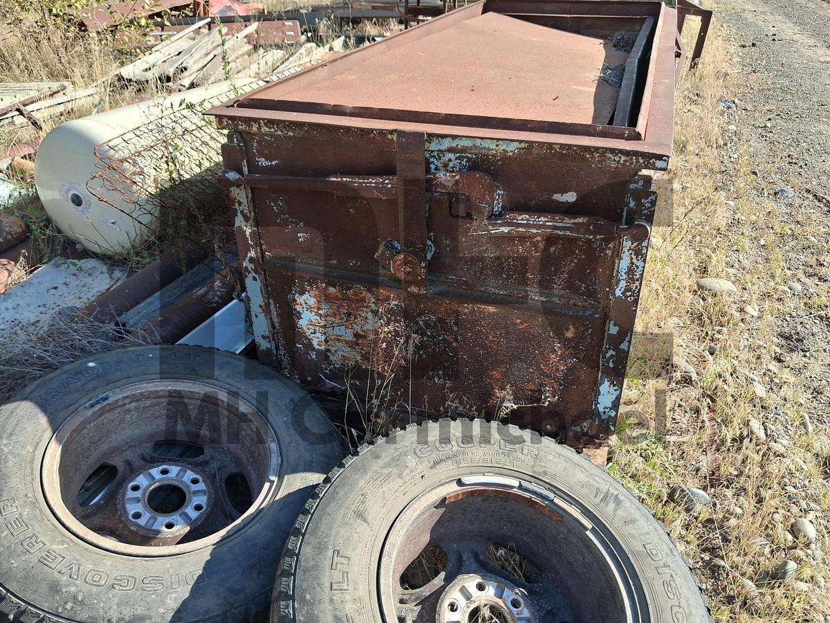 Used Precast Concrete Burial Vault Forms