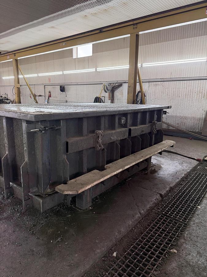 Used Various Precast Concrete Septic Tank Forms (2500 gal, 1600 gal, 1500 gal, & 1000 gal)