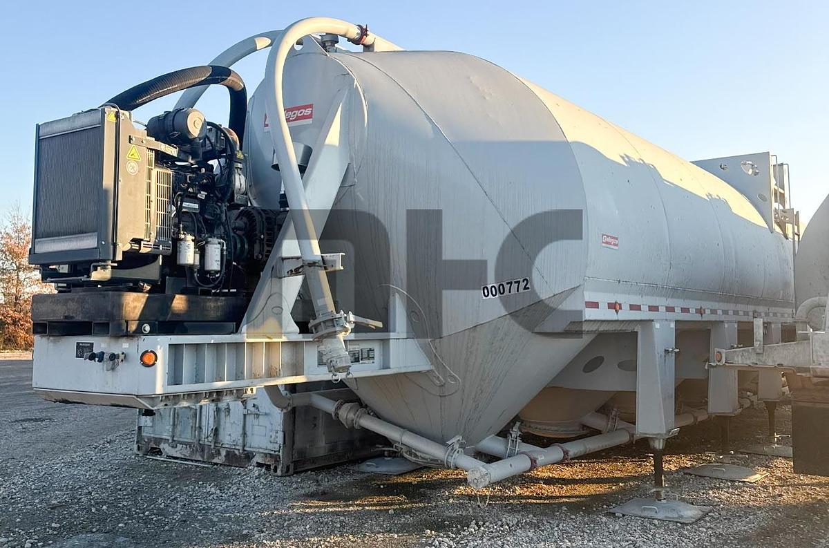 Used 2020 Gallegos Cement Pig / Guppy with Diesel Blower