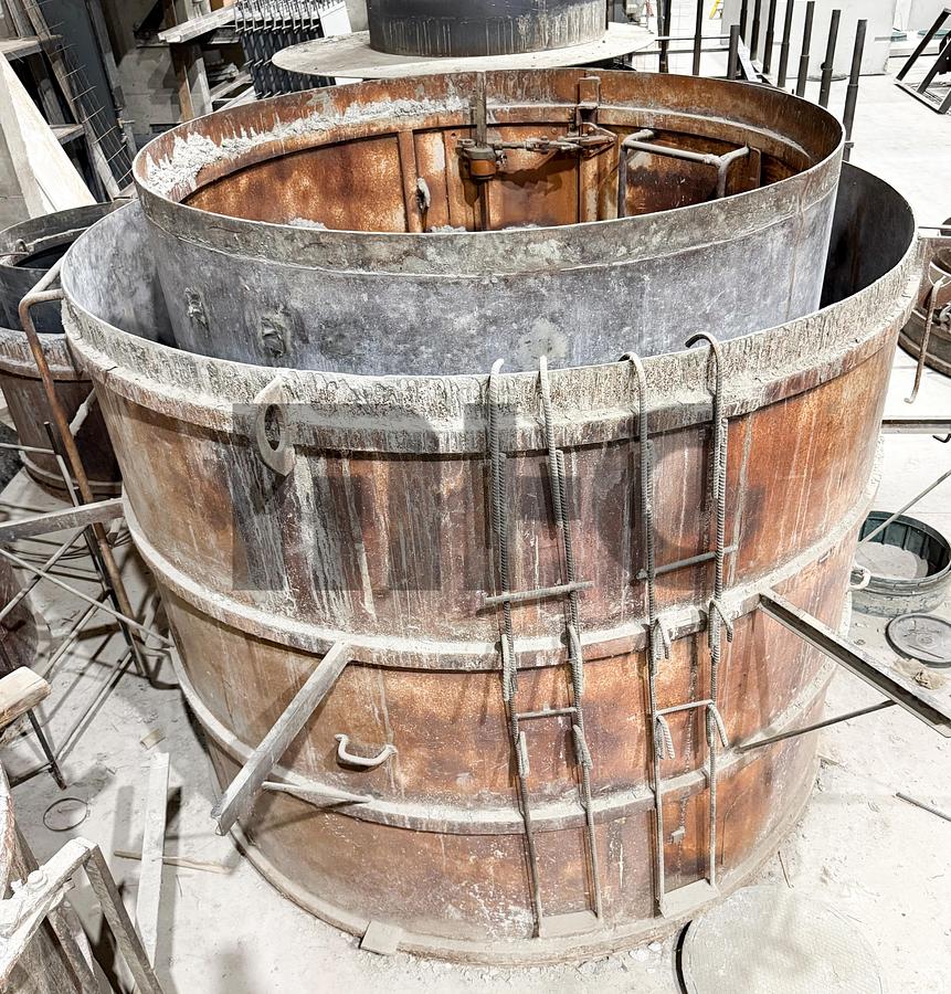 Used 48" x 6' Precast Concrete Manhole Riser Form