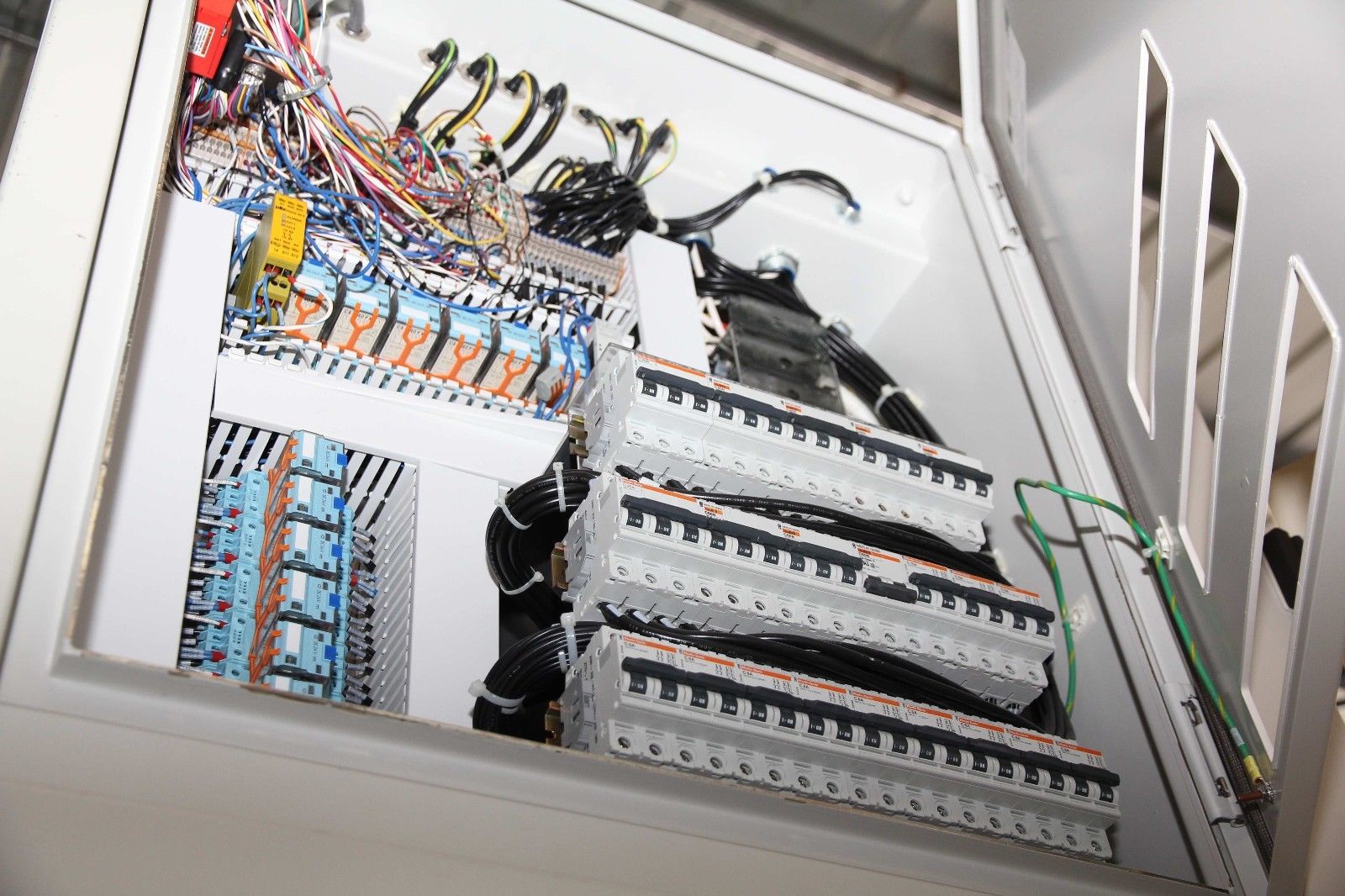 Used Fanuc Robot M-6iB 6C - from Magellan FSI Immersion Cleaning System