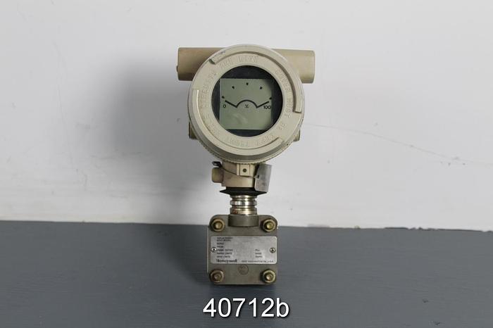Used Honeywell ST300 Smart Transmitter, Model STR14G-11A-1B0AFAAA1000-CC,DM,LP,MB. C1C3-814B #40712
