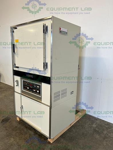 Used Blue M  CR07-256C Clean Room Oven 50°C to 250°C