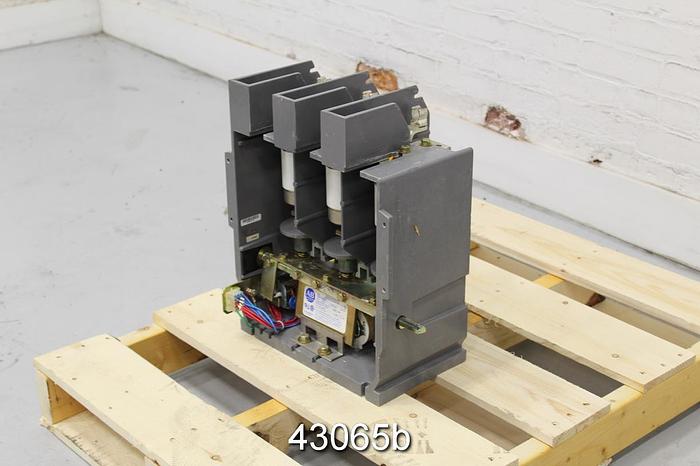 Unused Allen Bradley 1502-V4CBD1 Vacuum Contractor #43065