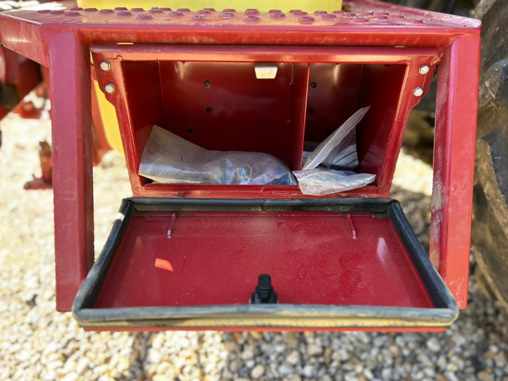 Used Hardi Master Plus Sprayer