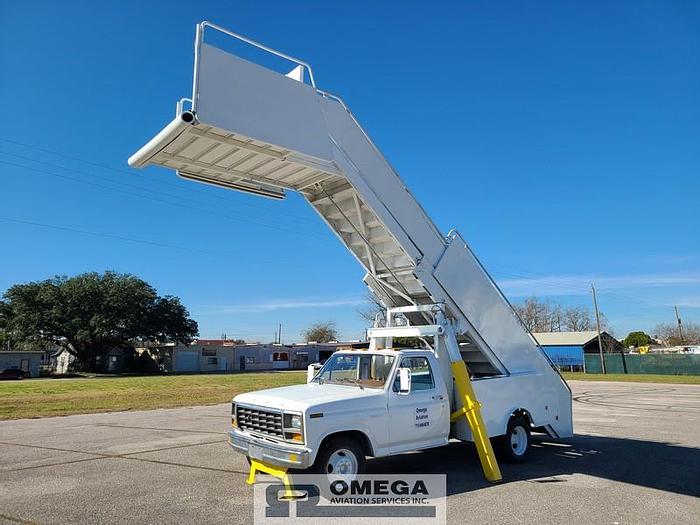 Used Stinar SPS 3515 Stair Truck