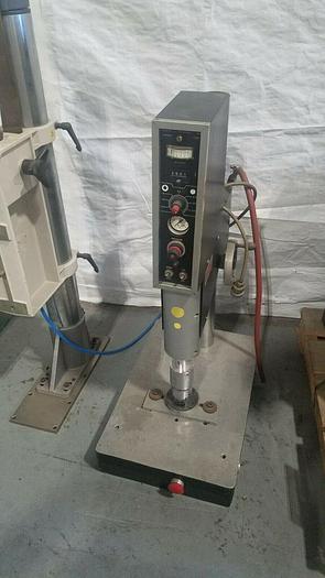 Used Sonics and Materials Ultrasonic Plastic Welder Sonic Welding