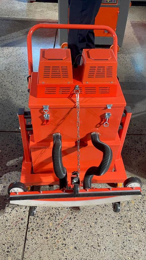 Used Industrial Vacuum Cleaner — Model 60 L