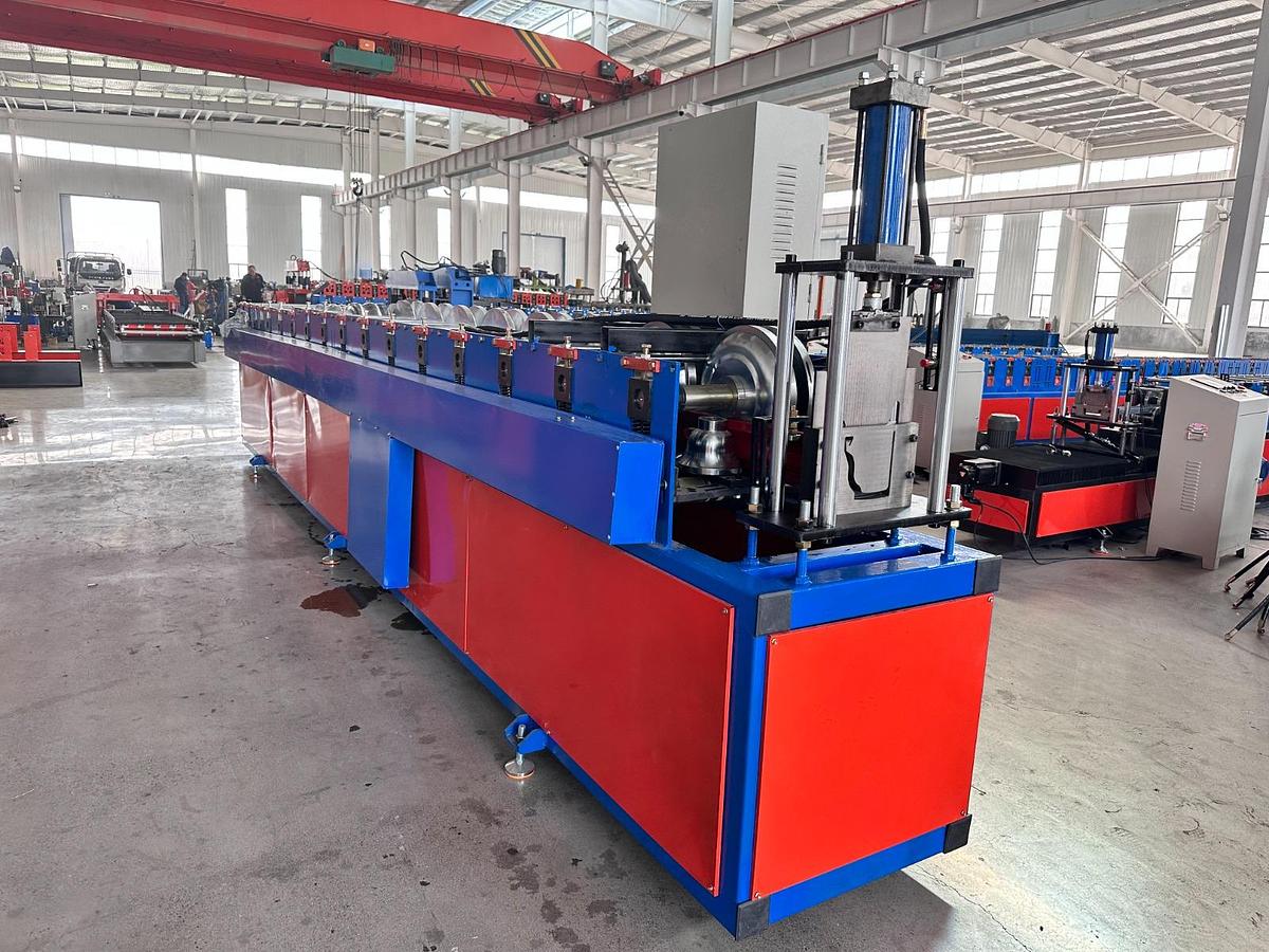 Gutter Rolling Line