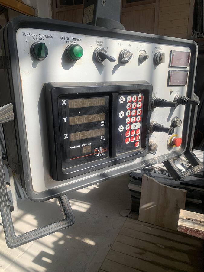 Usato FRESA A BANDIERA A BANCO