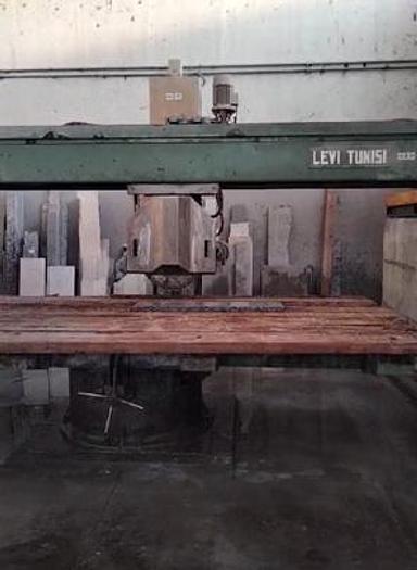 Usato fresa a ponte automatica levitunisi usata