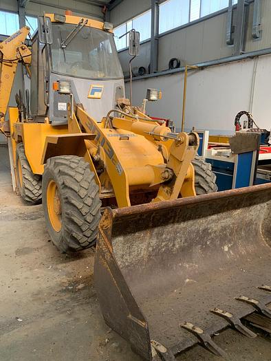 Usato TERNA ARTICOLATA ,MACCHINA OPERATRICE 30.13 C, FOREDIL MACCHINE TARGATA AAA 931 EURO 14.000,00