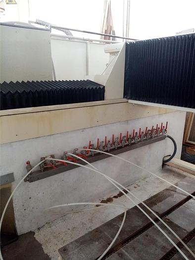 Used CNC OMAG MILL 3 USATO CNC 3 ASSI OMAG USATO
