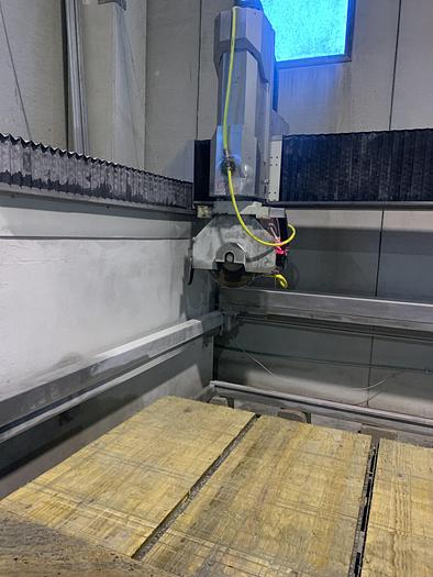 Usato HELIOS FRESA 5 ASSI CNC CON TORNIO 