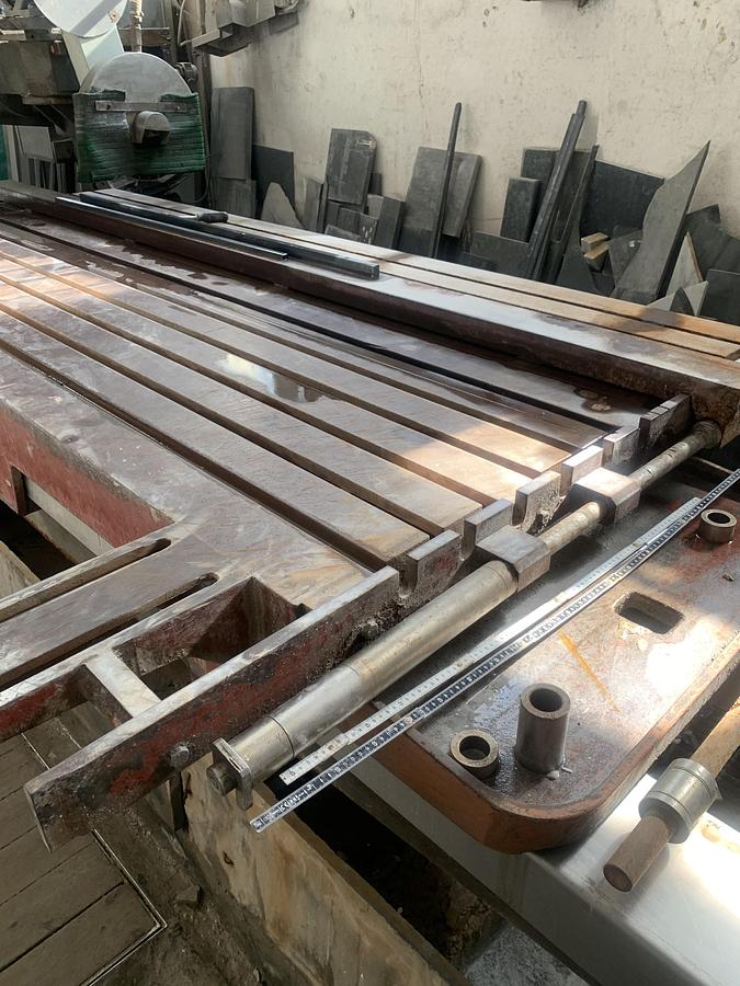 Usato FRESA A BANDIERA A BANCO