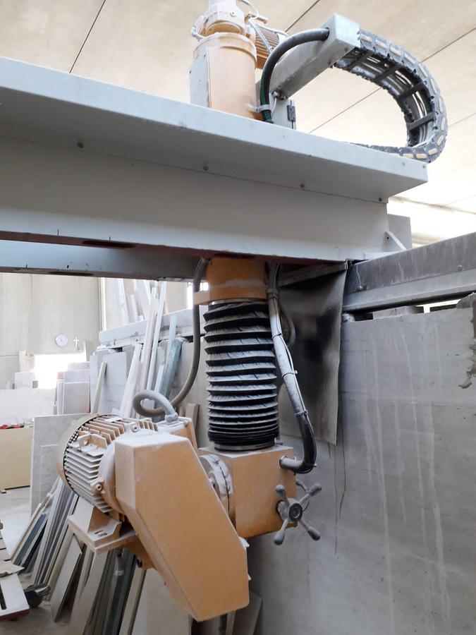 Usato FRESA A PONTE USATA BISSO AUTOMATICA 