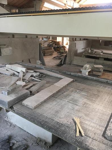 Usato FRESATRICE MONLEVI A PONTE USATA