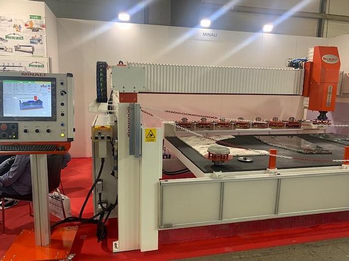 LUCIDATRICE MINALI SPINNAKER MONOBLOCCO CON CNC E TEELCAMERA