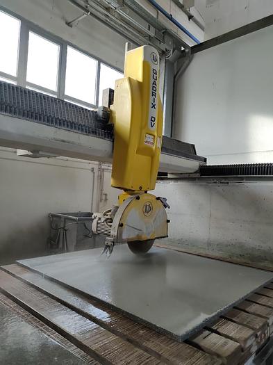 Usato FRESA 5 ASSI DONATONI QUADRIX CNC