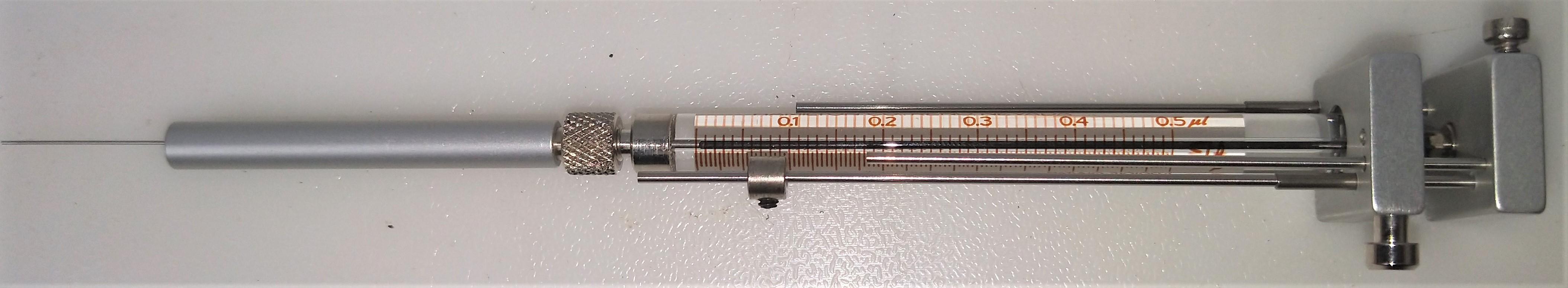 New Open Box Hamilton 86252 Injection Syringe with Chaney Adapter - 0.5uL