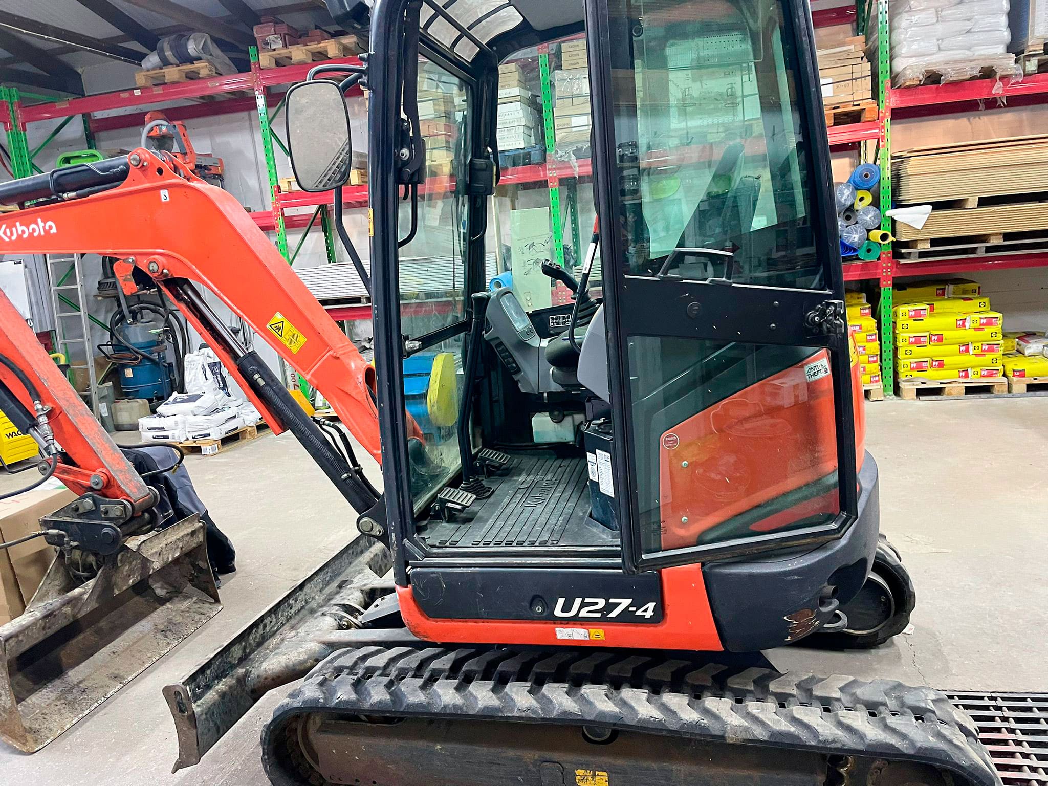 Used Kubota U 27-4 - Mini Excavator - 2016