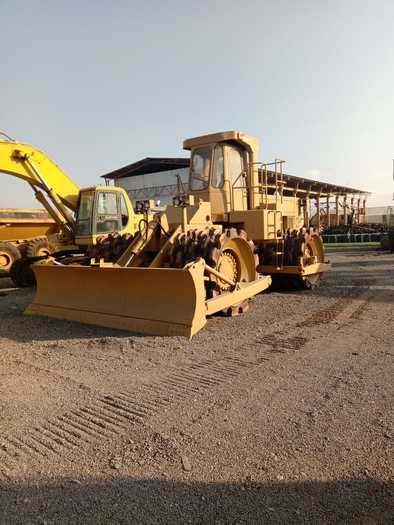 CATERPILLAR 825C