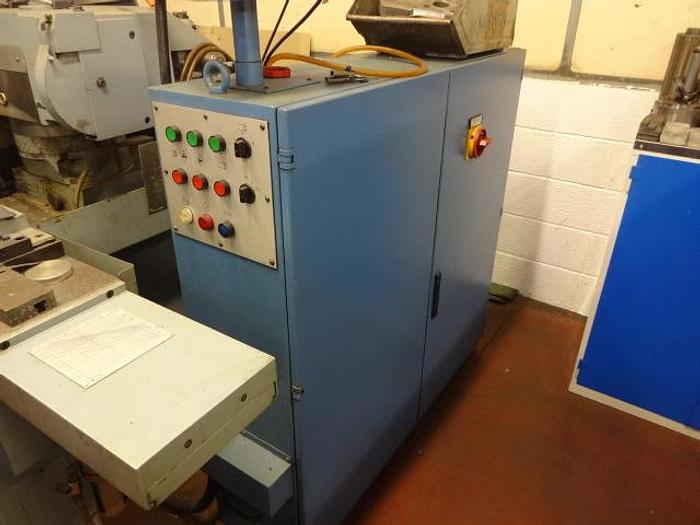 Utilisé Rectifieuse KELLENBERGER 1000U-175