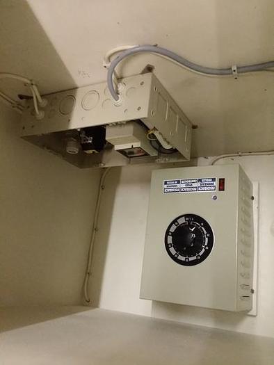 Gebraucht Laminarflow, Reinraumlufthaube, Laminar Flo Box B mit neuem Filter, Fischbach