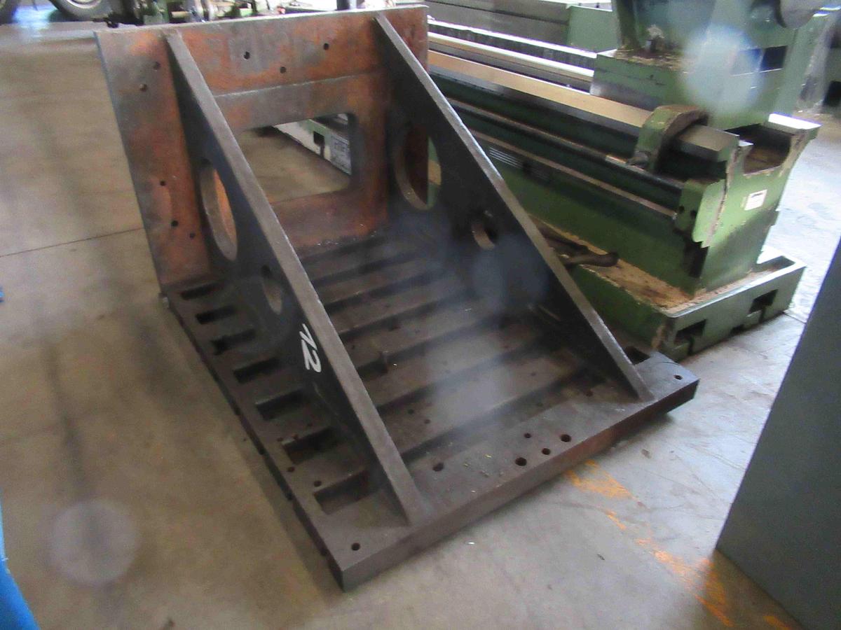 Usato SQUADRA IN GHISA SCANALATA