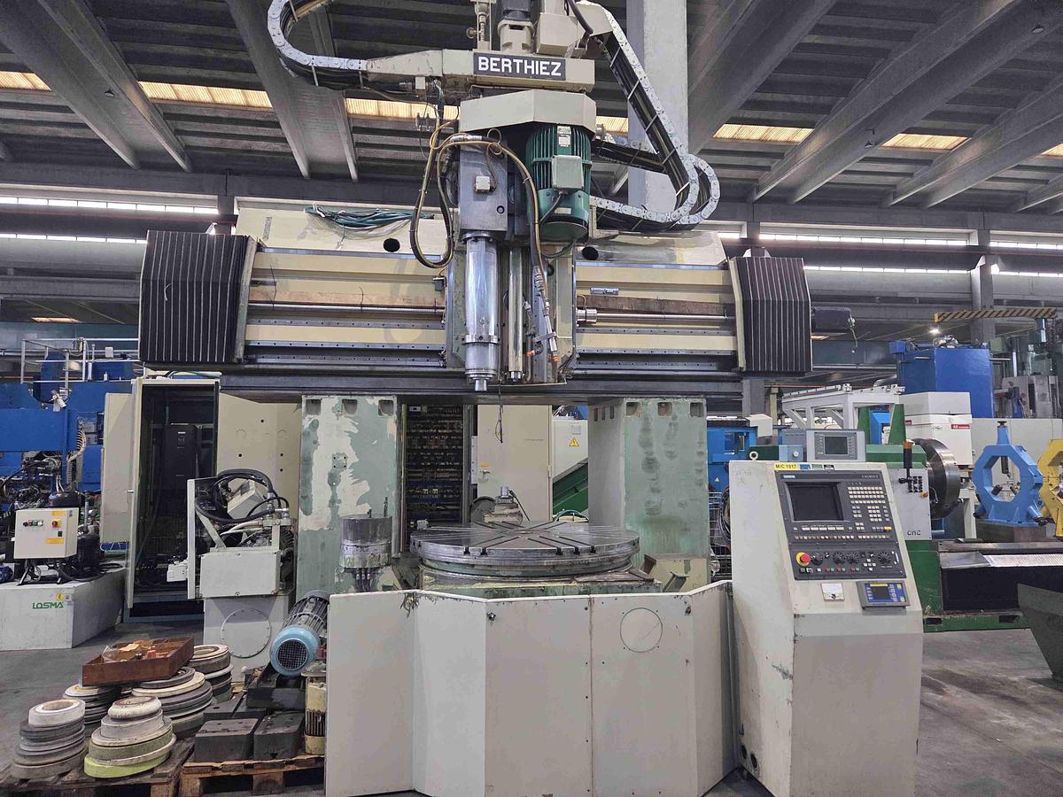 Usato RETTIFICA VERTICALE A TAVOLA GIREVOLE BERTHIEZ ROP C 125 N CNC