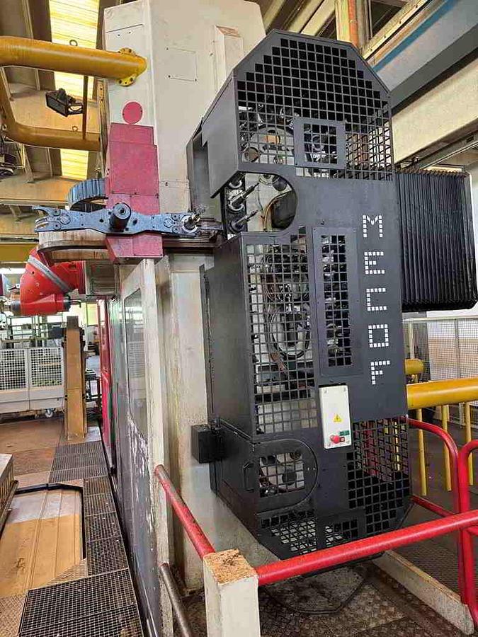 Usato FRESATRICE A MONTANTE MOBILE MECOF AGILE M 3 CNC