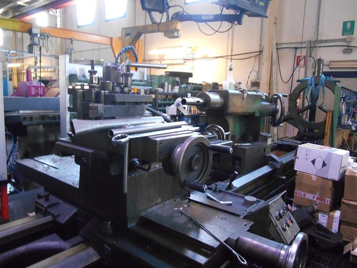 Usato TORNIO PARALLELO MERLI CLOVIS 50 - 640 x 5000