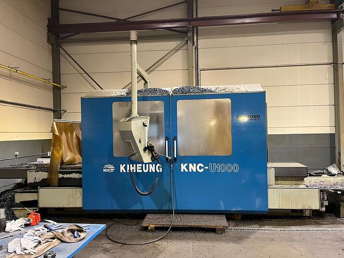 Usato FRESATRICE A BANCO FISSO KIHEUNG KMC U 1000 TF CNC
