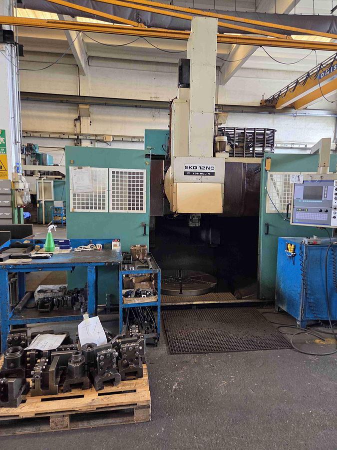 Usato TORNIO VERTICALE TOS SKQ 12 CNC