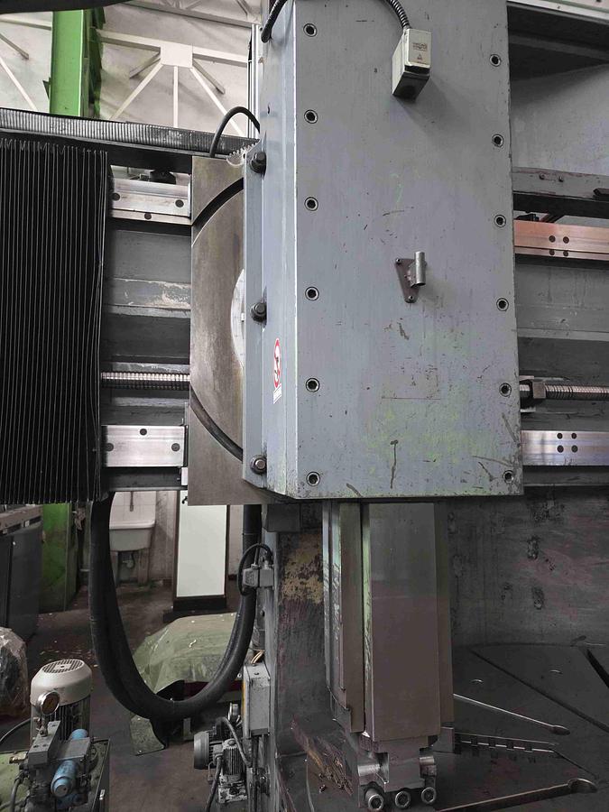 Usato TORNIO VERTICALE PENSOTTI TP 1500 CNC