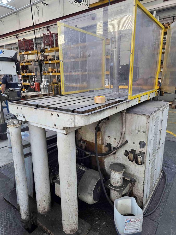 Usato CAVETTATRICE IDRAULICA FROMAG RAPIDA 150/1250 CNC