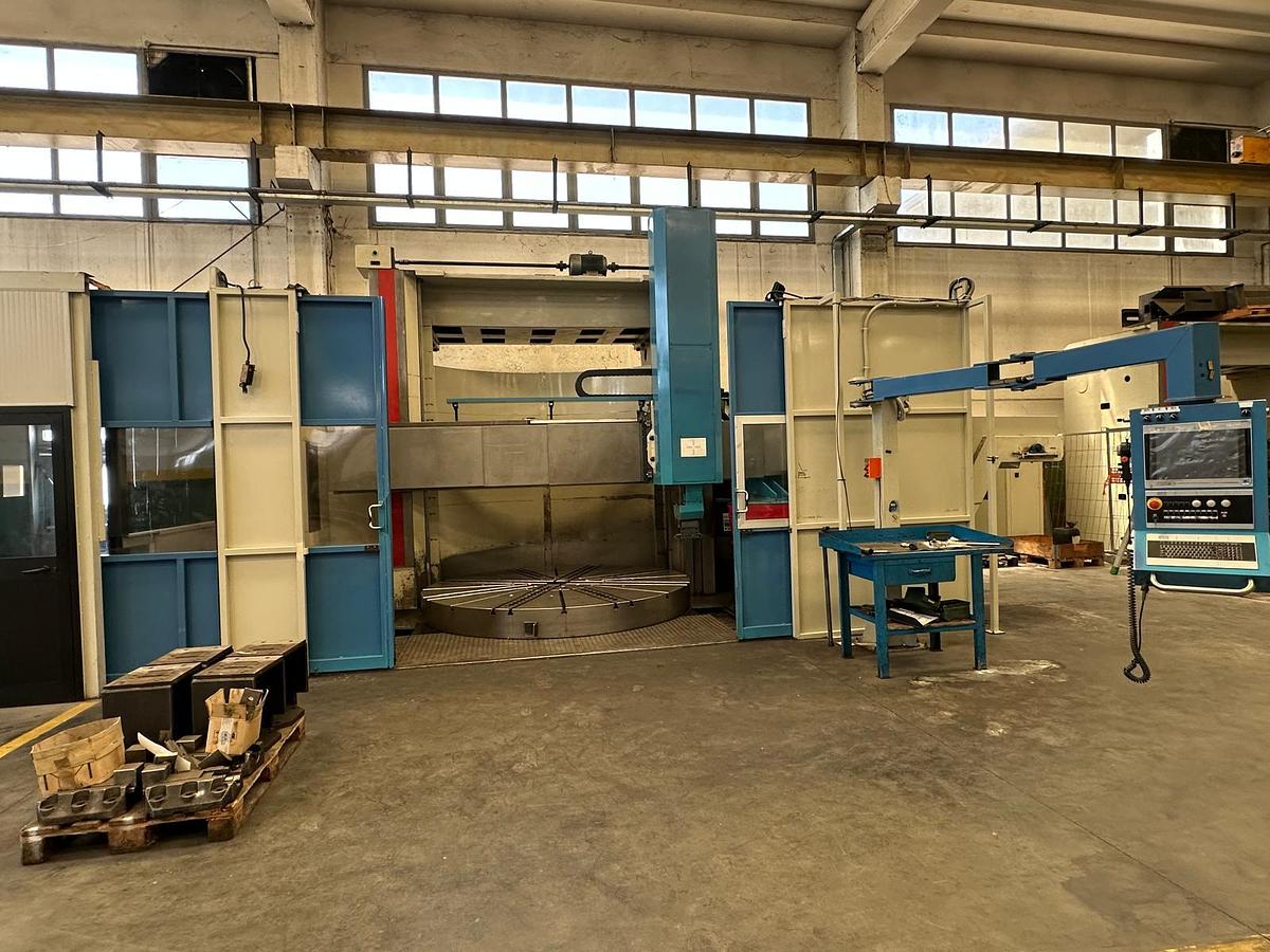 Usato TORNIO VERTICALE TITAN SC 33 CNC